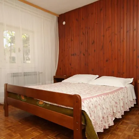 With Parking Space - 7647 פולה