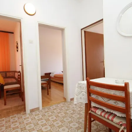 Apartment Apartments With A Parking Space Pula - 7647 Pula