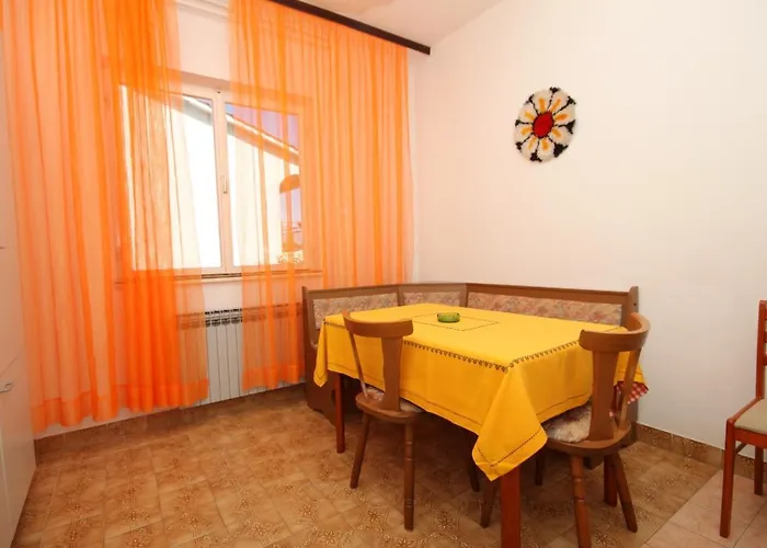 Apartments With Parking Space Pula - 7647 *