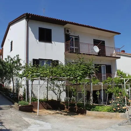 Apartments With Parking Space Pula - 7647 Apartment